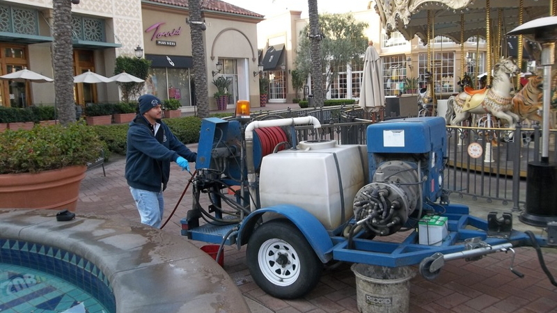 A hydro jetter at work in a shopping mall